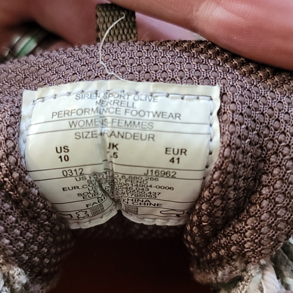 Merrill hiking shoes